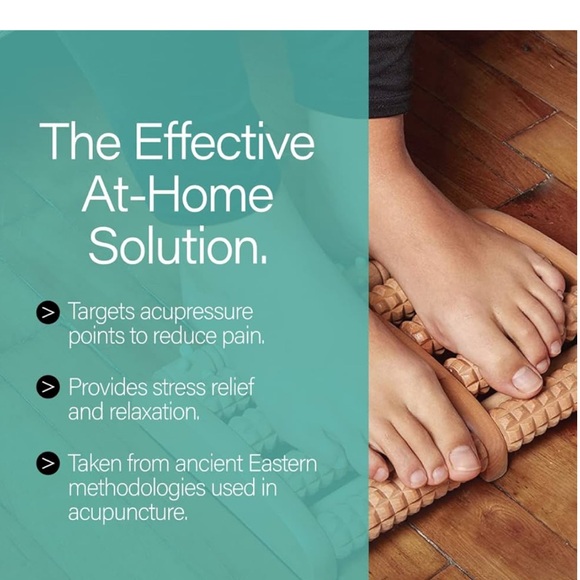 Dual Wooden Foot Roller – Acupressure Therapy - Picture 3 of 11